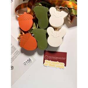 Unbranded lanyard 6 piece set